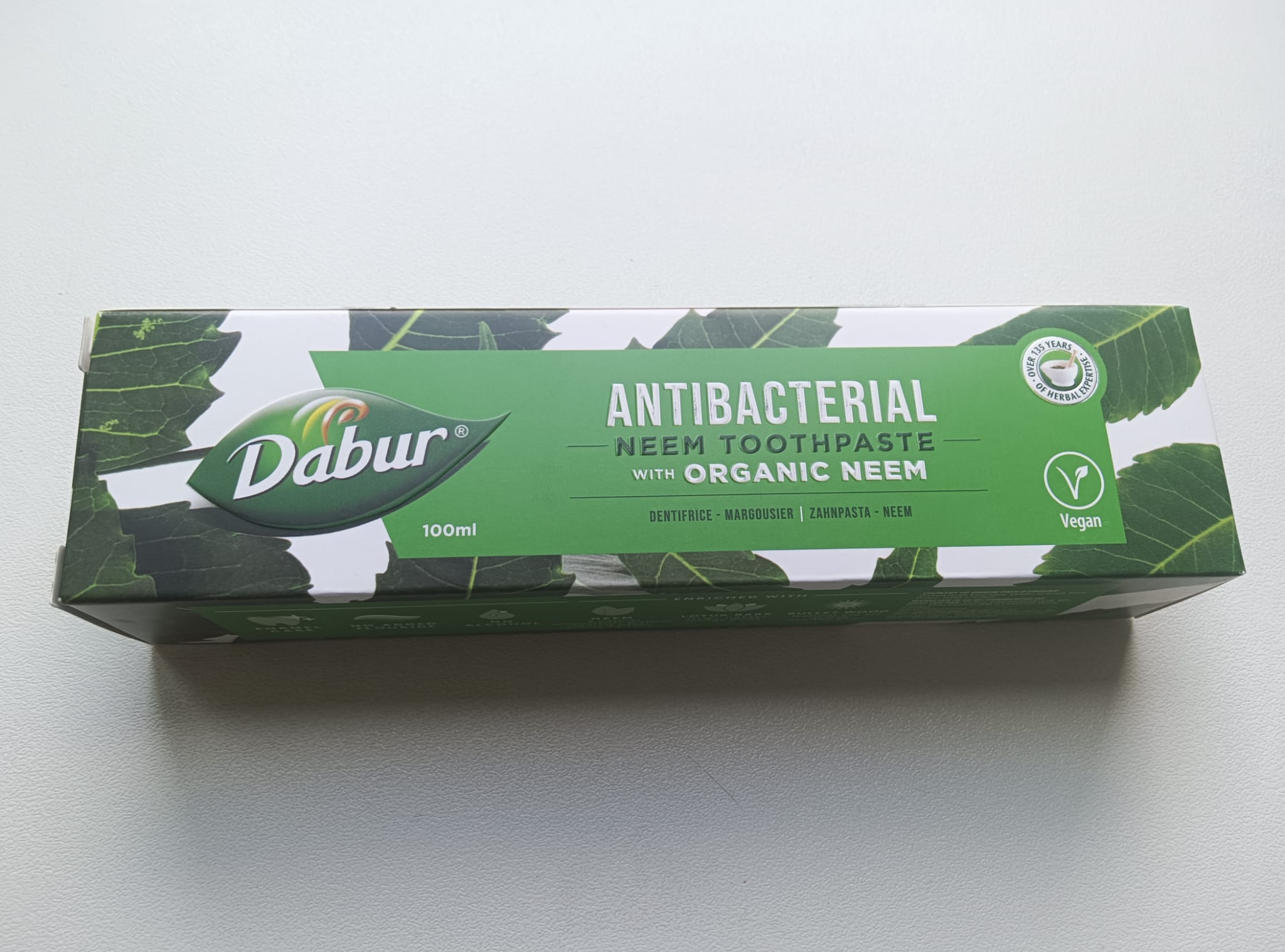 Dabur Herbal Neem zobu pasta